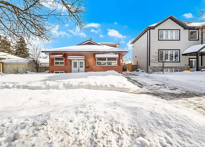 33-campbell-drive-brampton-W12742516-2-p.webp