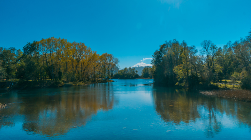 Panguipulli-Sietelagos, el santuario termal y de aventura del sur de Chile