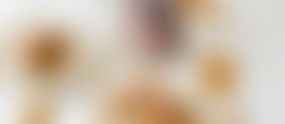 Orašasta torta s aronijom