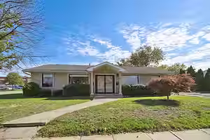 27-W-Prospect-St-East-Brunswick-NJ-0018-01Front-Exterior-1-LargeHighDefinition.jpg
