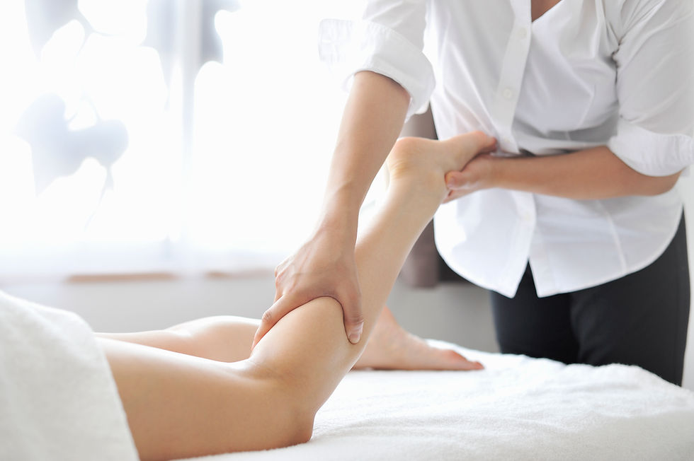 Terapia di massaggio delle gambe