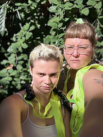 DUO b810477 72dpi pic.jpg