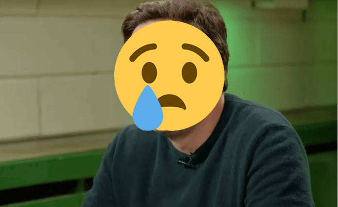 Balásy Gyula emoji arccal sír