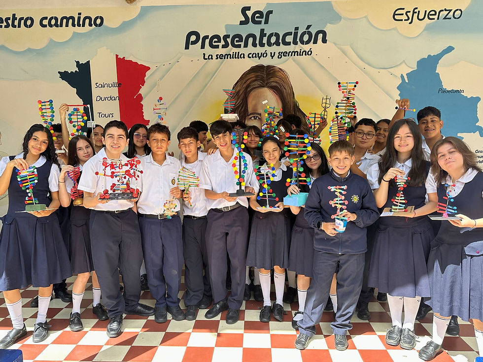 Ciencia y creatividad: el ADN cobra vida en Noveno Grado