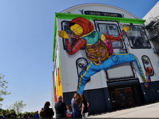 Murales dei brasiliani Osgemeos all'Hangar Bicocca