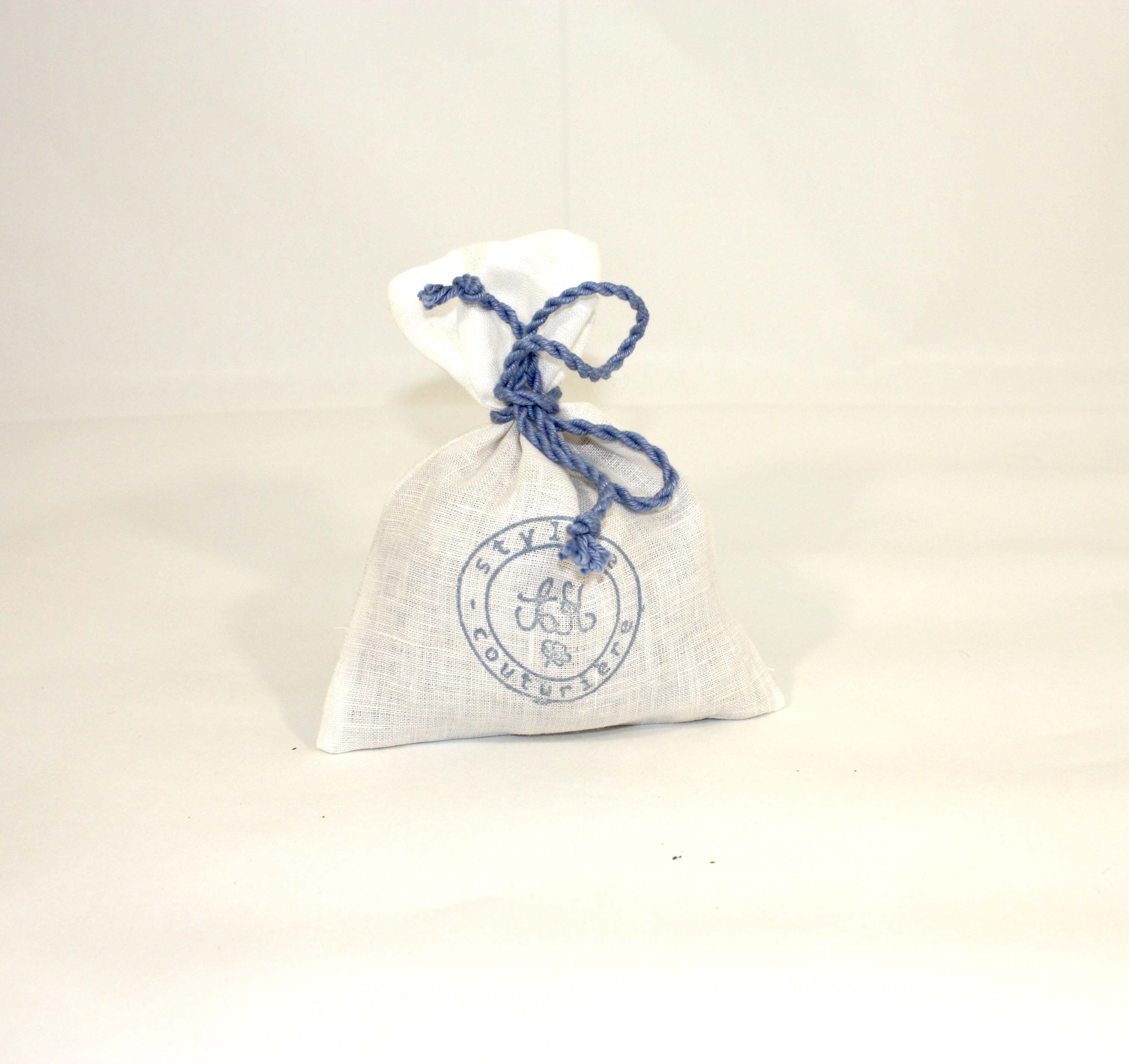 Sac de pétales de rose séchés