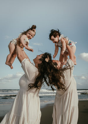 FAMILIA