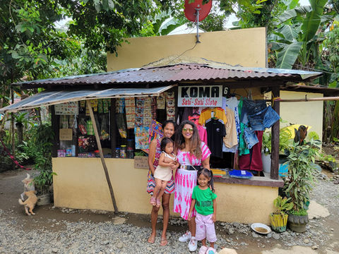 KOMA sari sari store.jpg