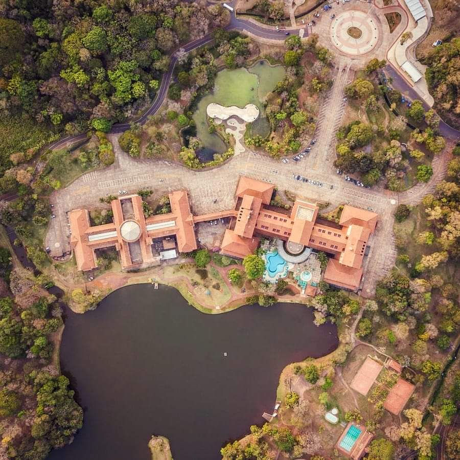 ESCOLA DE MAGIA E BRUXARIA HOGWARTS DO BRASIL visual data 4