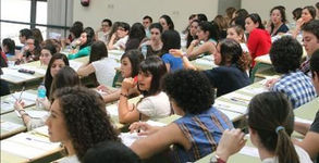 Alcaldes piden a Trump proteger a estudiantes indocumentados