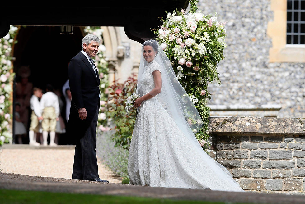 Pippa Middleton arrives at her church wedding with father, Michael Middleton