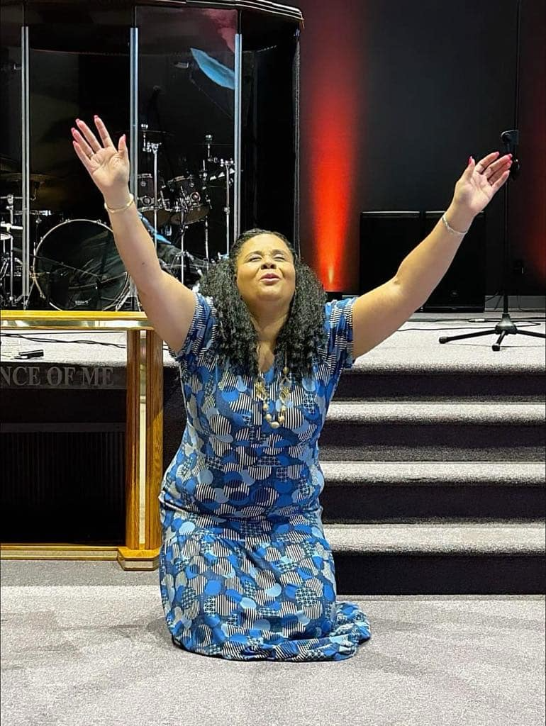 chauvonna-taylor-worship.png