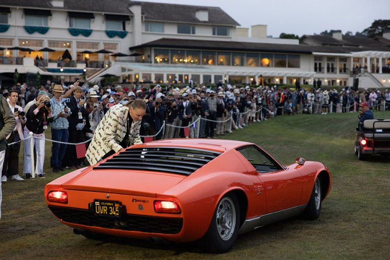 Carro na Monterey Car week