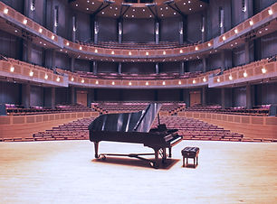 Grand Piano Stage