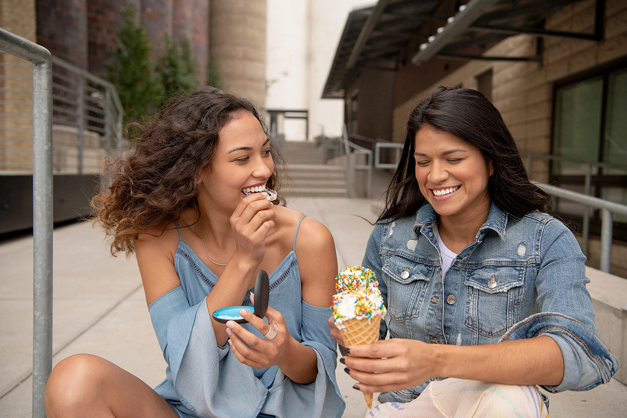 invisalign-girls-ice-cream.webp