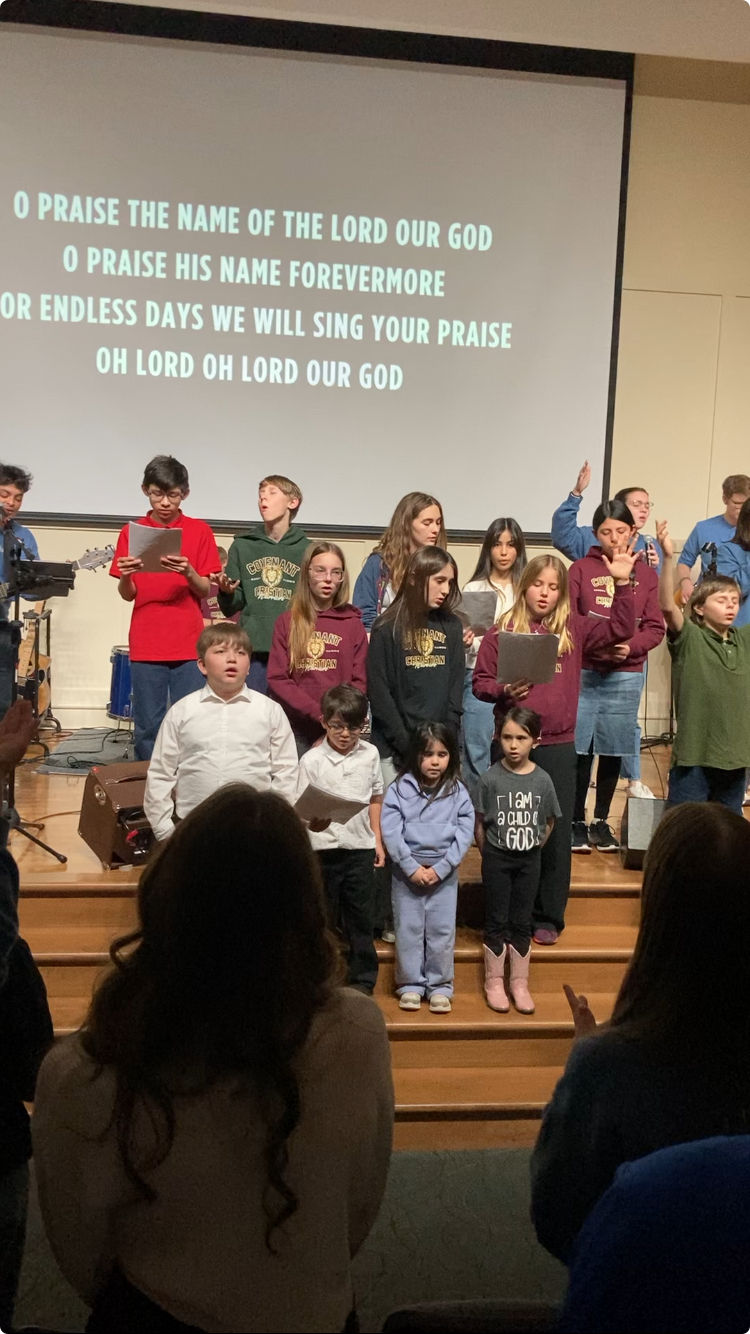 kids worshipping