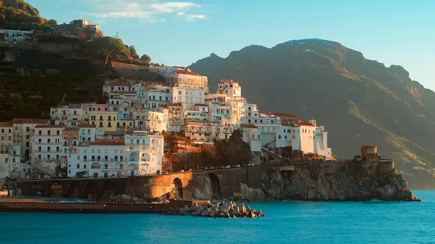 IMG-DEST-AmalfiCoast-586504561-1600×900.webp