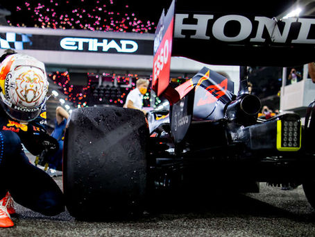  Max Verstappen wins his first world championship