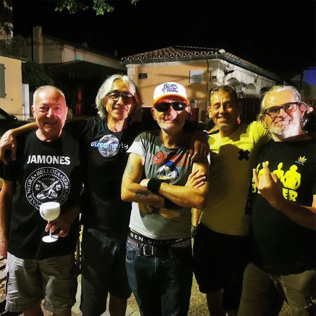 PERNES-LES-BIÈRES LE 6 SEPTEMBRE  