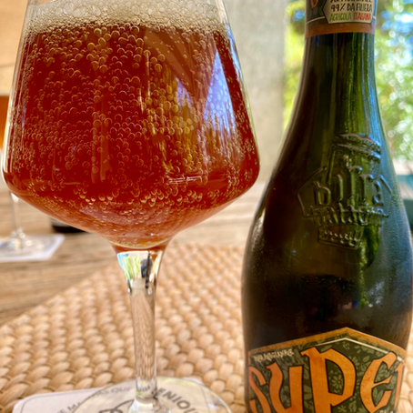 Bière artisanale brassée par la brasserie italienne Baladin.