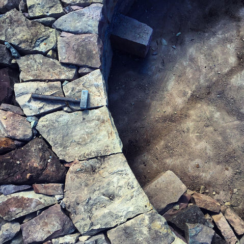 Drystone walling inner contact by ADL stonework dry stone waller in Ontario Andre Lemieux