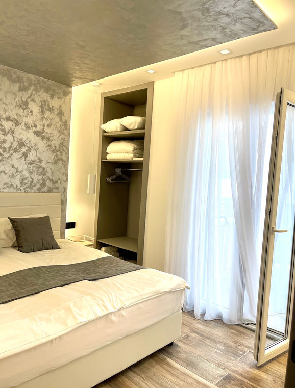 Mangio Dubrovnik Silver