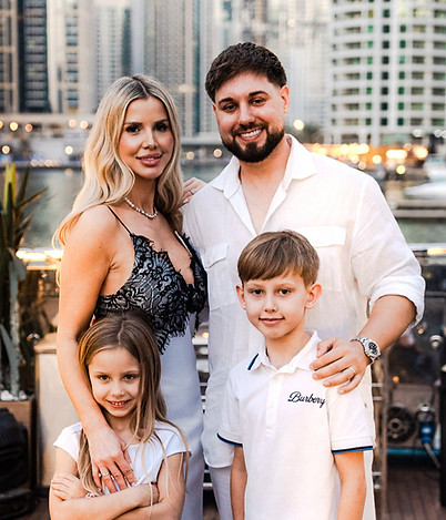 BE Dubai M M-319_edited_edited.jpg