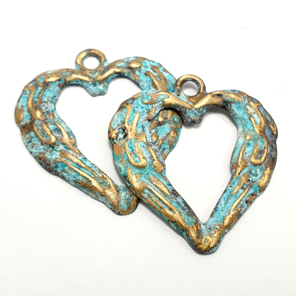 Thumbnail: 8ps Large heart charm Brass blue blank 1 hole Blue rustic patina 893