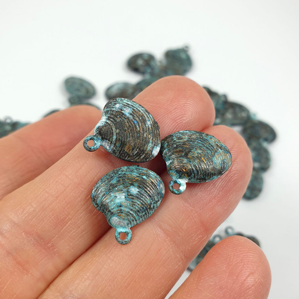 Thumbnail: 10ps Metal shell charms Brass bracelet beads with rustic patina color 924A