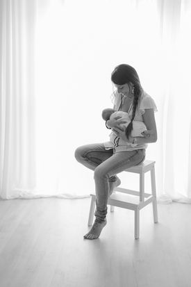 foto allattamento gravidanza milano