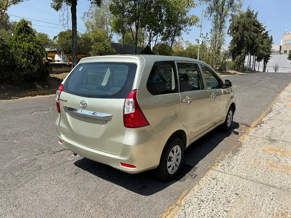 D_NQ_NP_2X_745878-MLM86138139850_062025-F-toyota-avanza-15-le-at