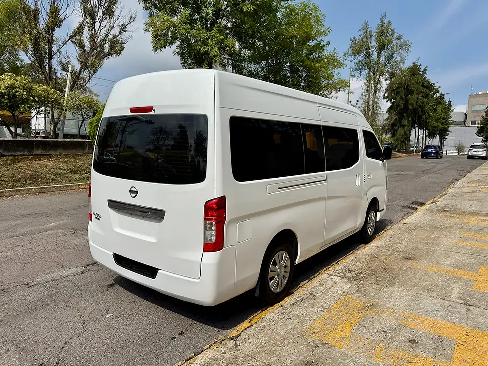 D_NQ_NP_2X_738248-MLM86362897824_062025-F-nissan-urvan-25-15-pas-amplia-aapack-seg-mt