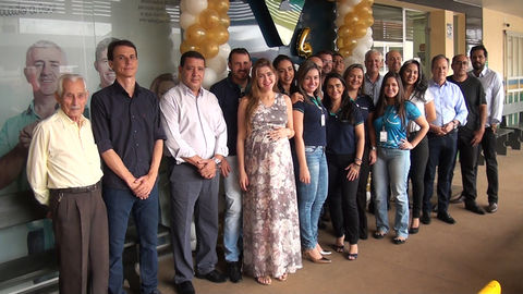 Sicoob Noroeste de Minas celebra aniversário de agência e Dia da Mulher
