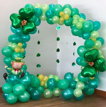 st patricks garland.jpg