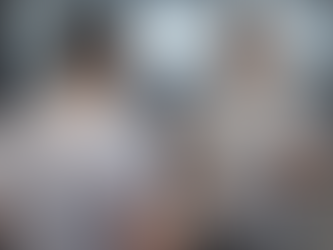 Man looking confused in a gym mirror while struggling with a workout routine and not seeing fitness results.