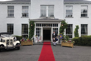 Wedding Couple Exterior Shot.jpg