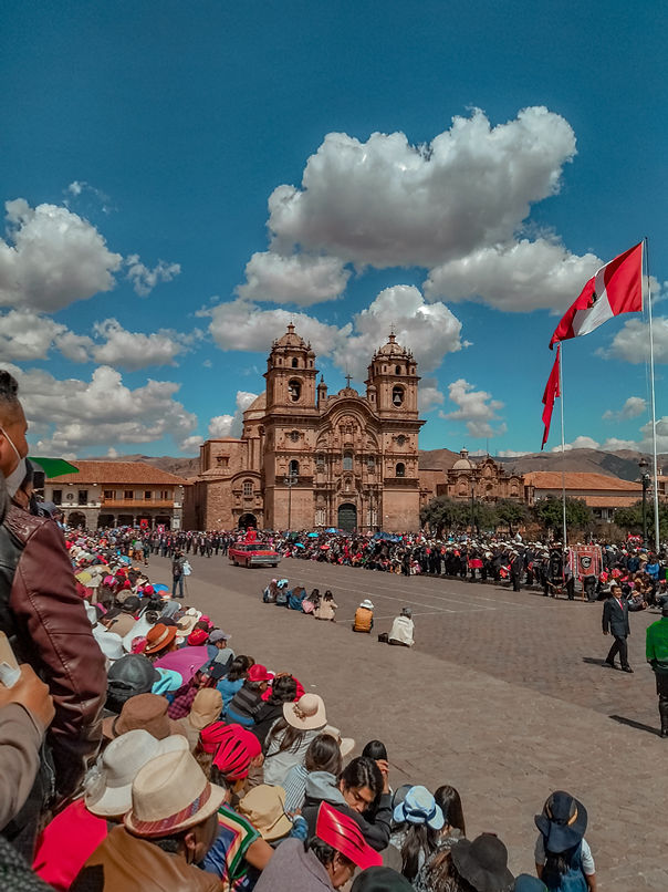 isaac-clinton-suca-fuentes-y1yStdXT2_A-unsplash (1).jpg