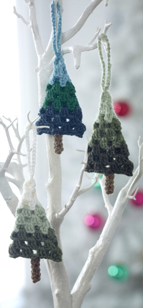 Thumbnail: christmas crochet pattern book
