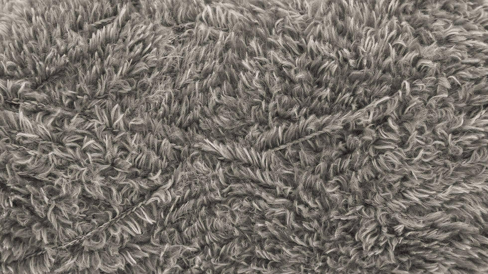 ball of knitting yarn