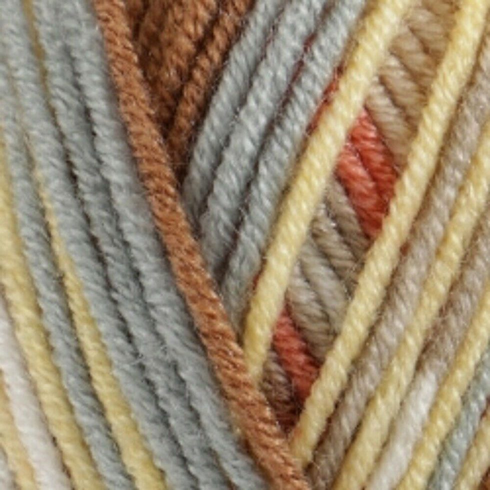 ball of knitting yarn