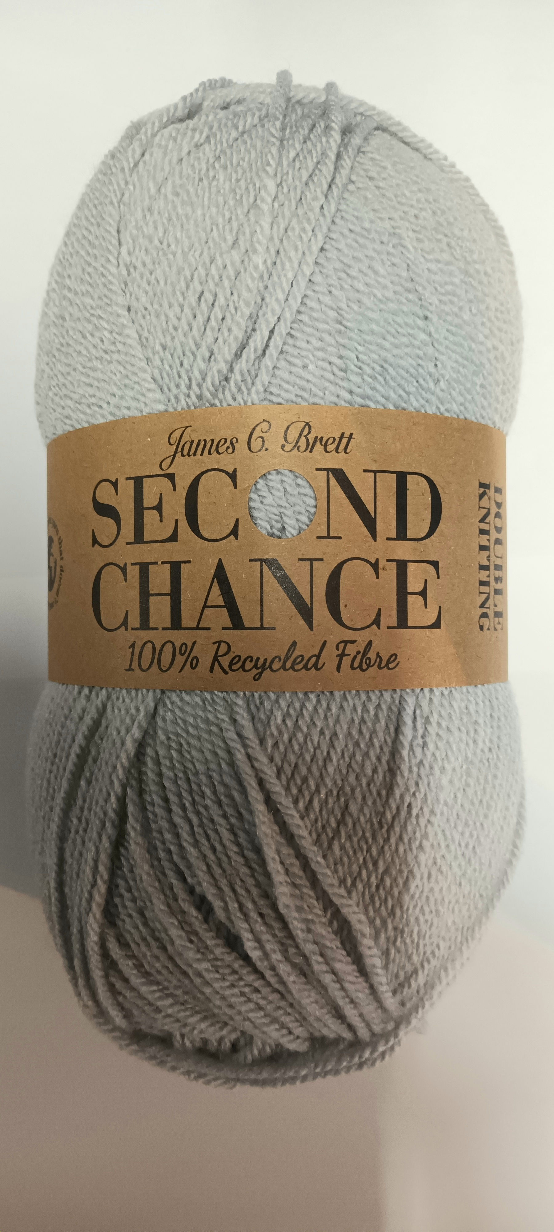 ball of knitting yarn