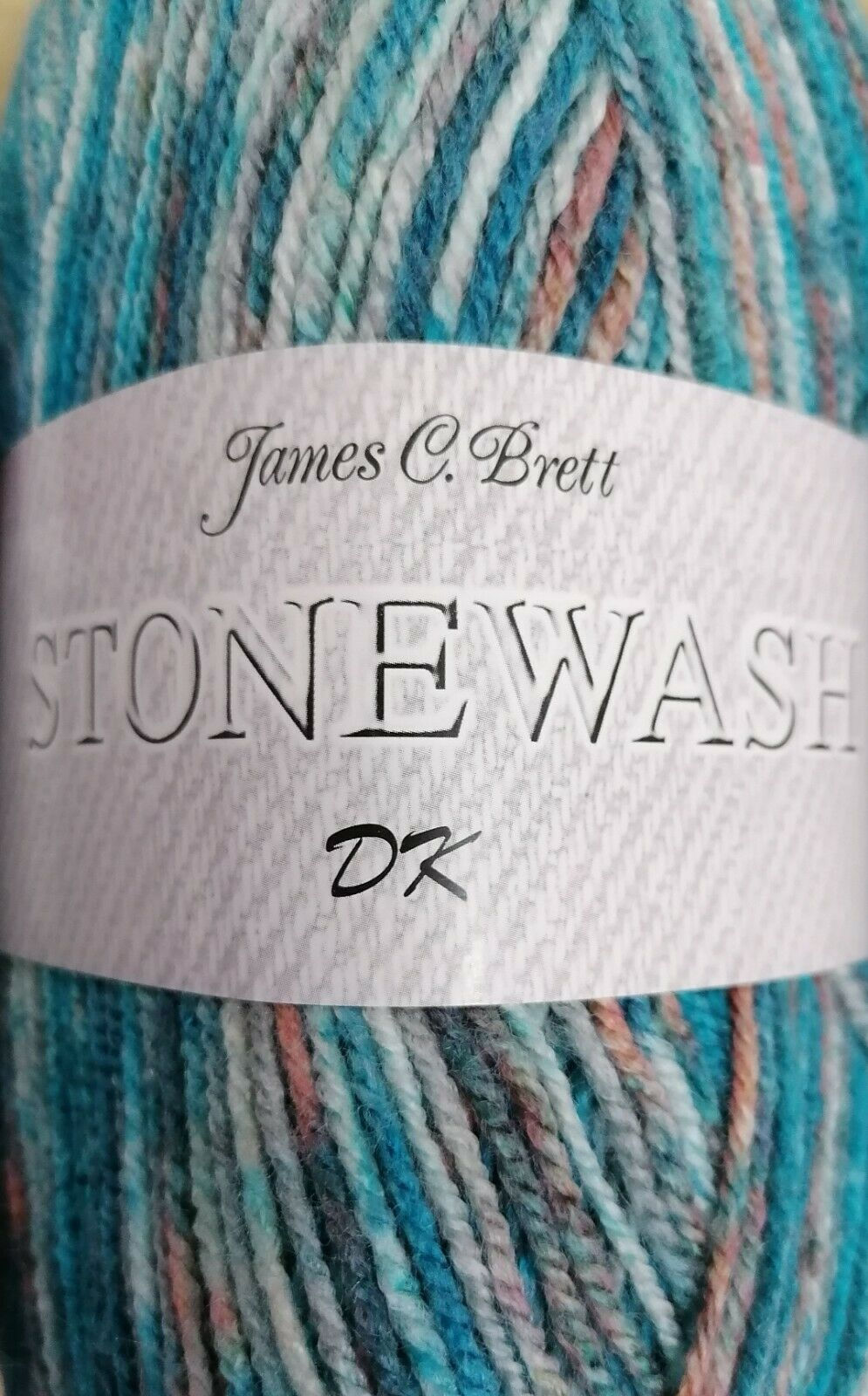 ball of knitting wool