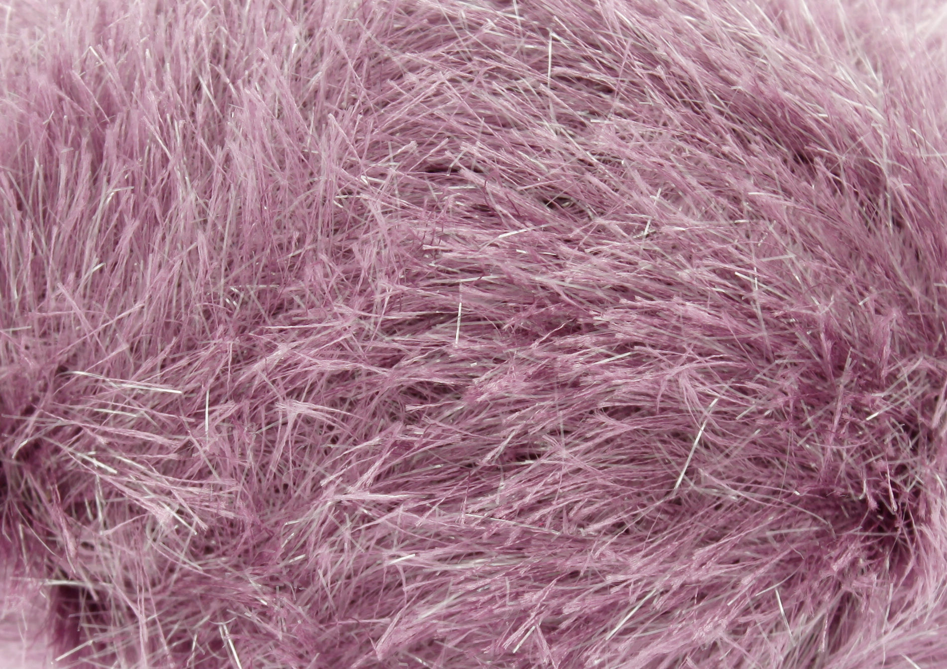 ball of knitting yarn