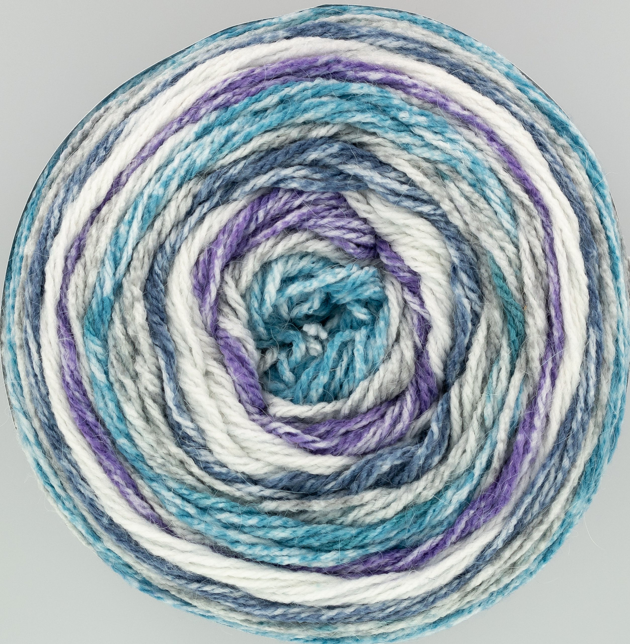 ball of knitting wool