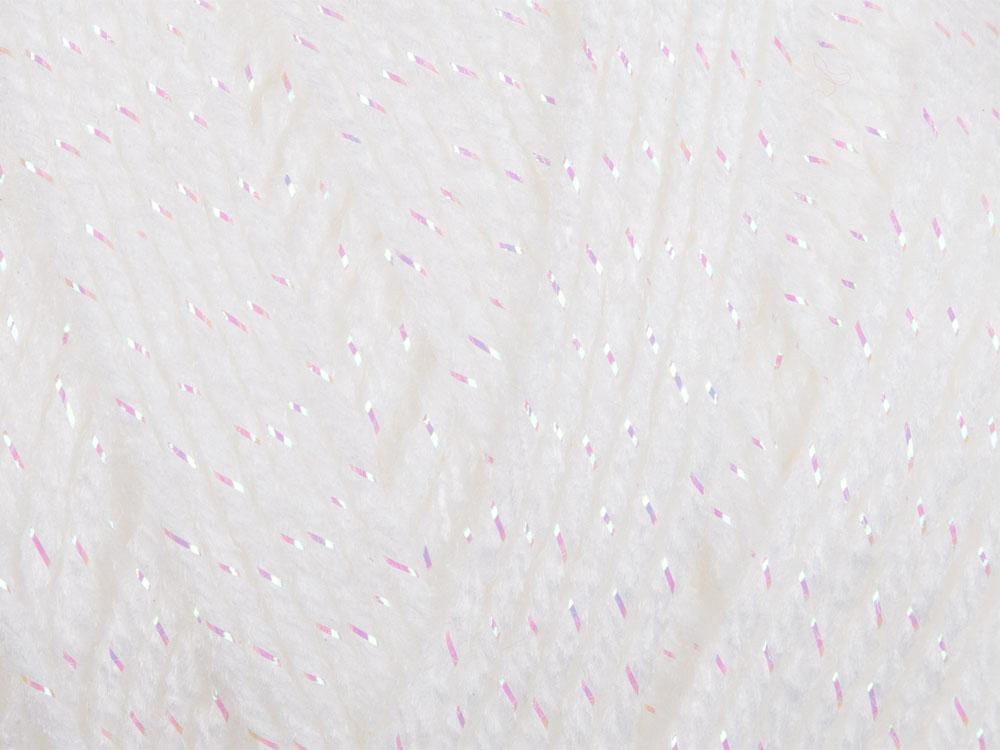 ball of knitting yarn