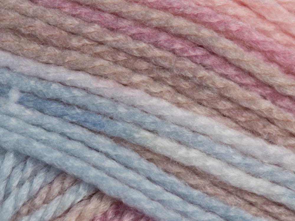 ball of knitting yarn