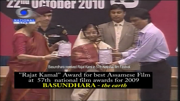 Hiren Bora _An illustrious name in Contemporary North Eastern Cinema_.00_20_56_03.Still001.png