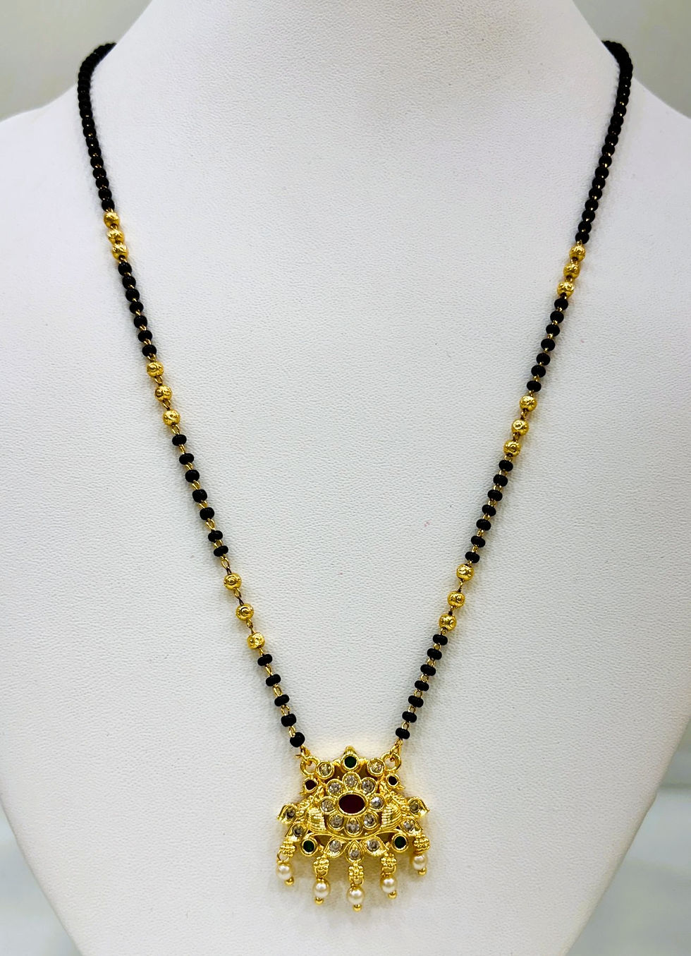 short mangalsutra designs​