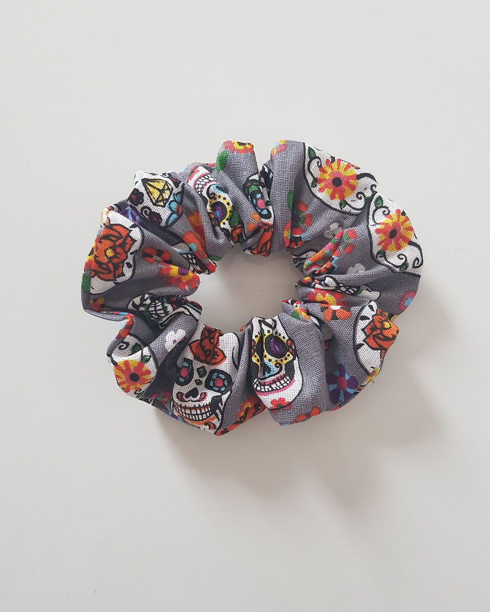 chouchou gris motif fleurs