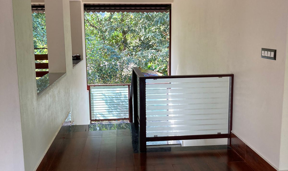 WhatsApp Image 2023-03-24 at 16.42.42 (1).jpeg